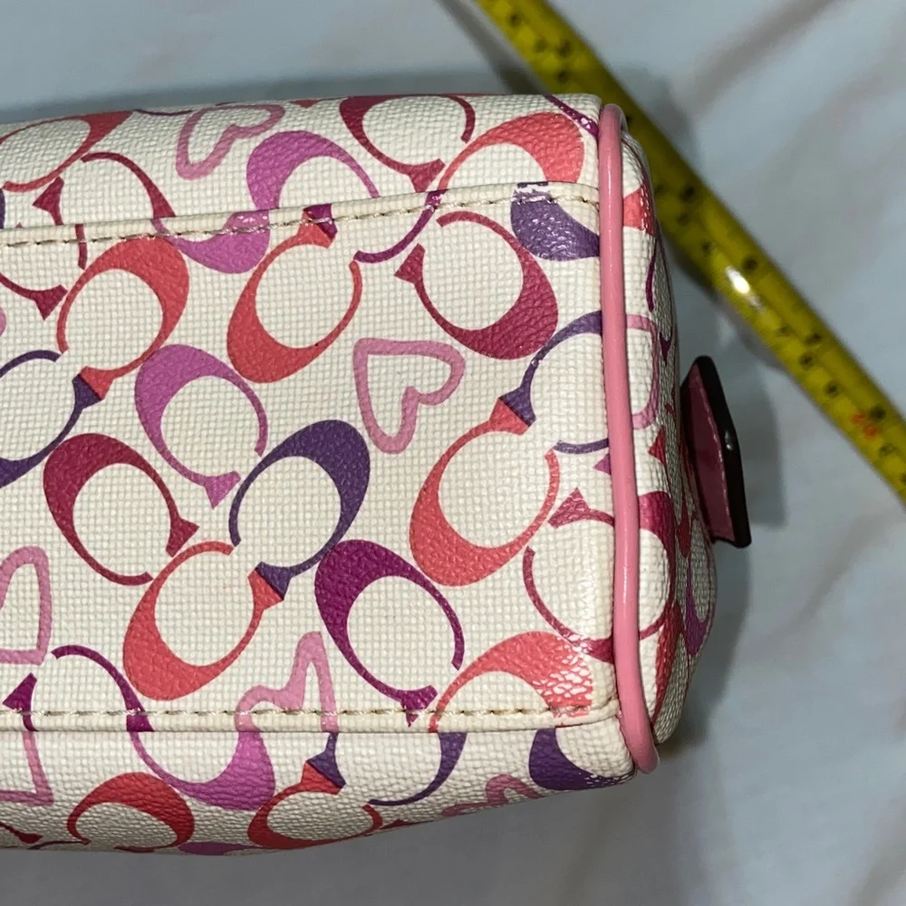 Vintage Gorgeous Coach Heritage Tattersall Bias Hearts logo cosmetic bag
